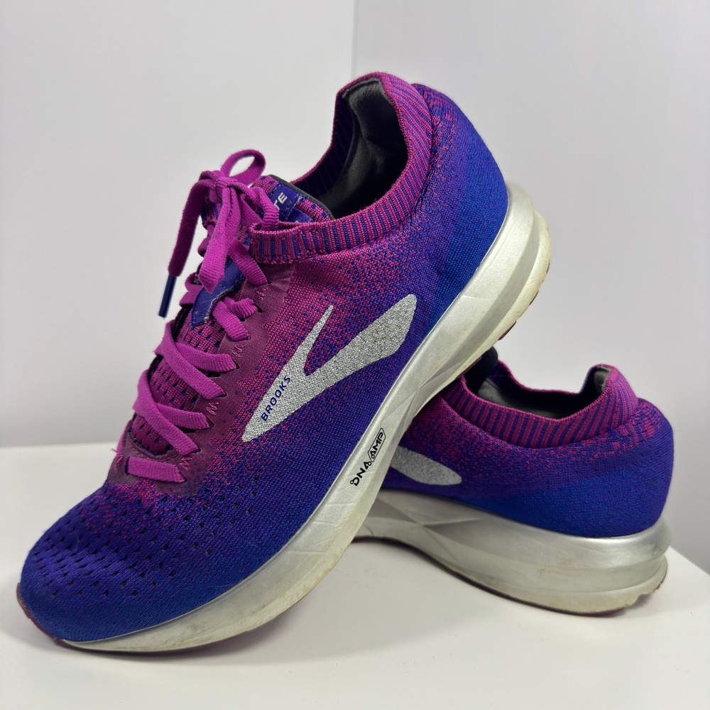 Brooks Levitate 2 Running Shoes Womens Size 9 Aster Purple Blue DNA AMP Sneaker